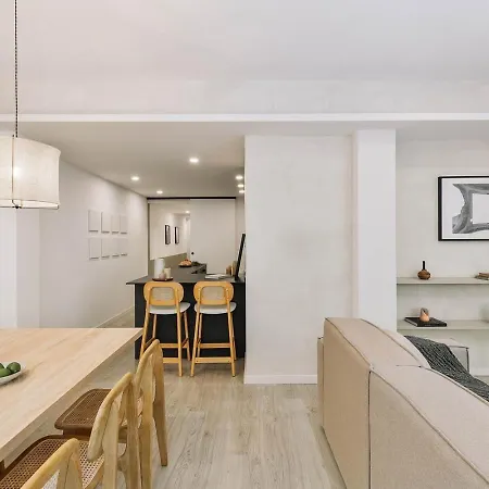 Apartment Palinuro - 3 Bedrooms In Sant Antoni Barcelona